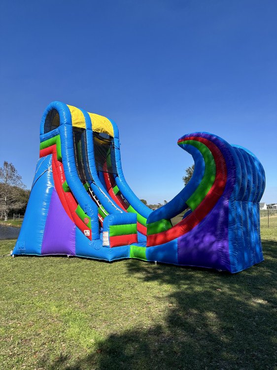 22ft Rampage Single Lane Waterslide