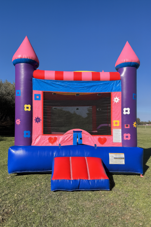 13x13 Pink/purple bounce house 13x13 Pink/purple bounce house