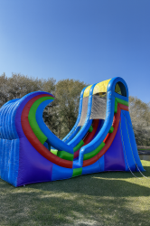 0D99ADFE A0FB 492C A149 275BCCB5B4BD 1759492747 22ft rampage